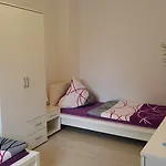 Апартаменты Holiday Apartment Essen *